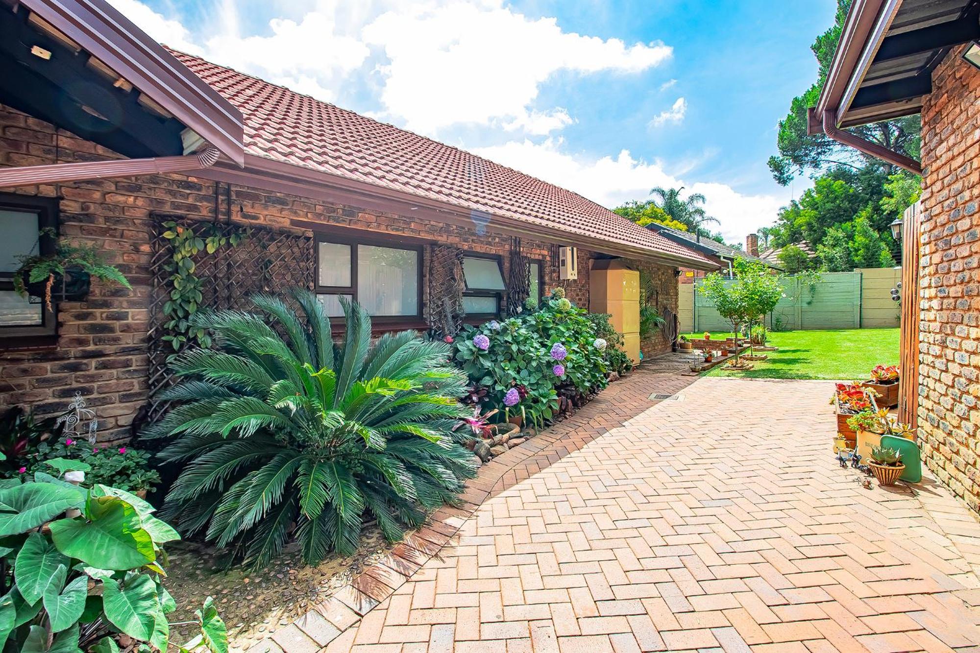 LeoZet Self catering apartment Pretoria-Noord Buitenkant foto